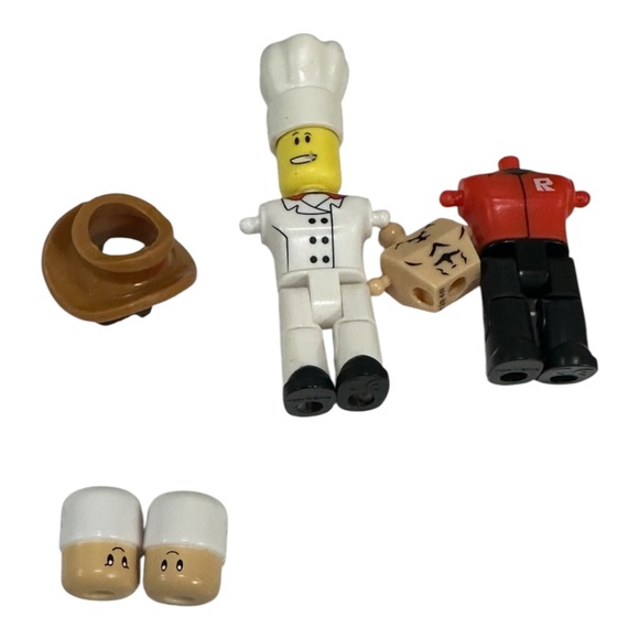 Roblox Figures Lot Punk Rockers And Indigenous Figure Set Of 7 Jazwares - Picture 6 of 7